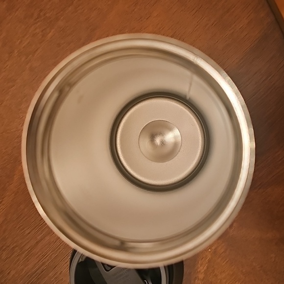 Contigo Black and Silver Travel Mug - Picture 4 of 5